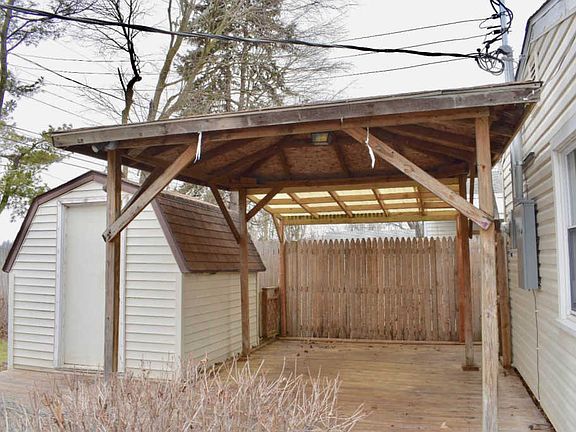 4th image of 1029 Southlea Dr