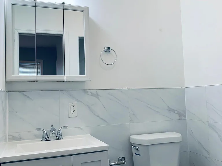 190 Shepherd Ave #1 — Photo 10