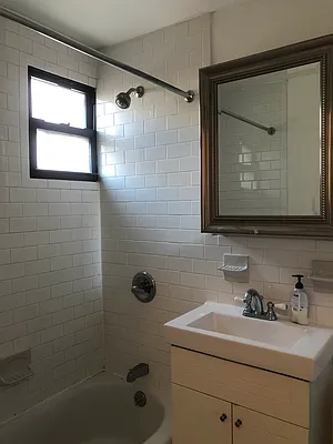 Rented by Urban Real Estate Property Group Inc | media 18