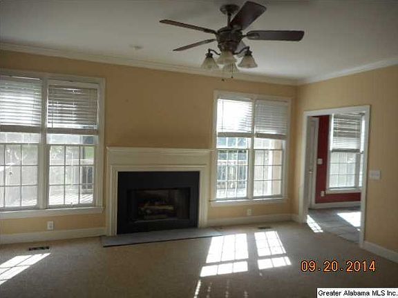 5th image of 156 Essex Dr