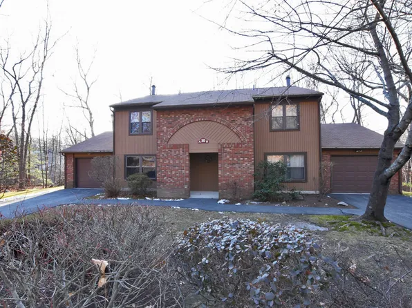 10 Partridge Ln #A, Smithfield, RI 02917