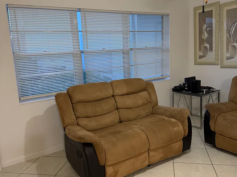 61 Bedford Ct #61 — Photo 3