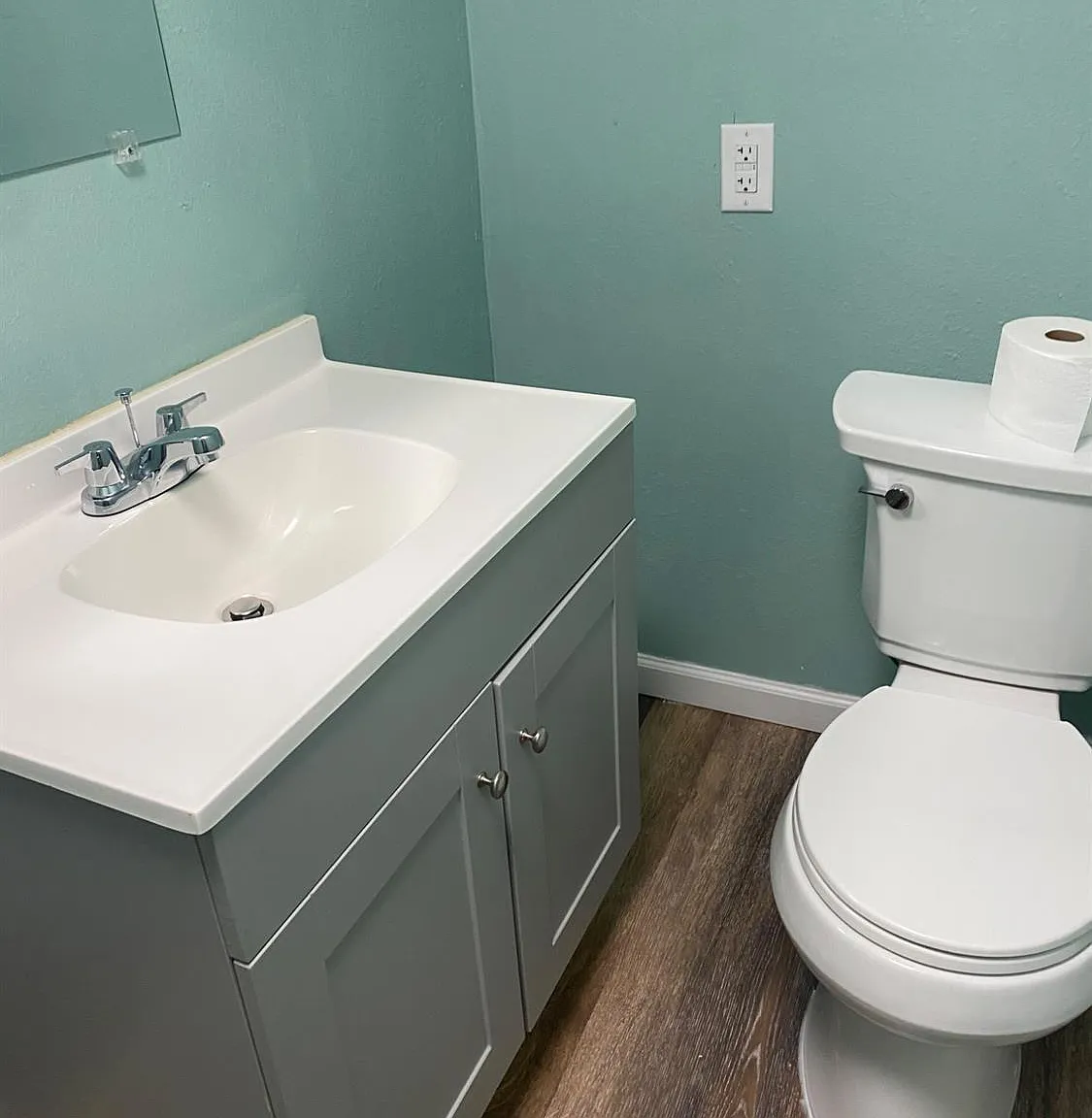 1 bed, 900 sqft, $1,000 — Photo 3
