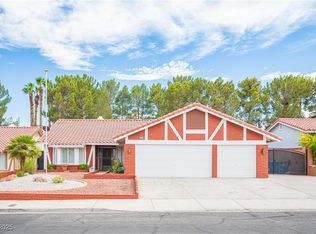 8617 Surtidor Dr, Las Vegas, NV 89117