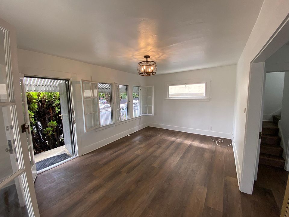 Living room.