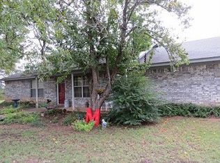 3074 E 2100 Rd, Hugo, OK 74743