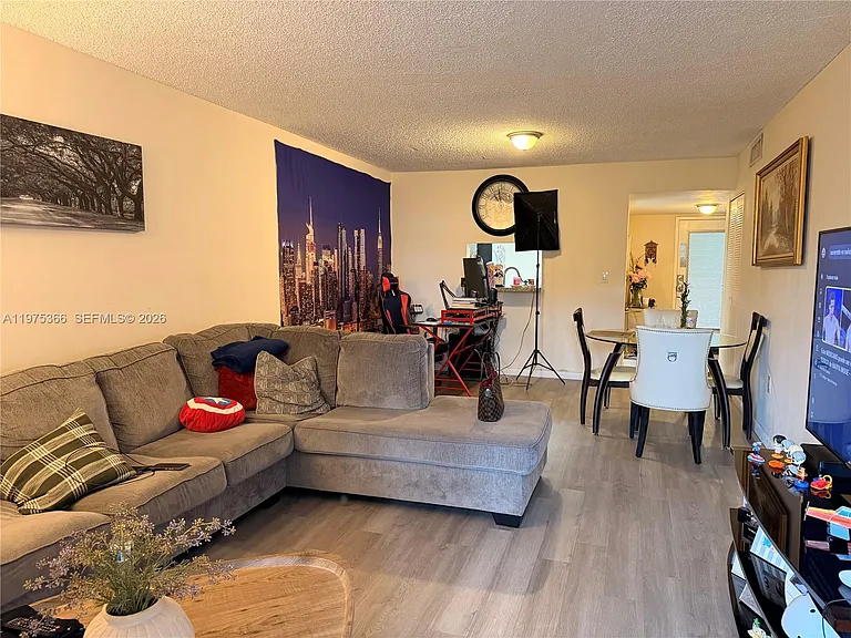 1800 SW 81st Ave #1100 — Photo 12