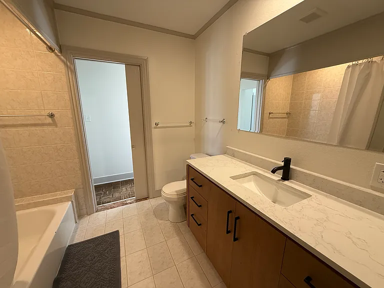 1002 S Glenwood Blvd — Photo 19
