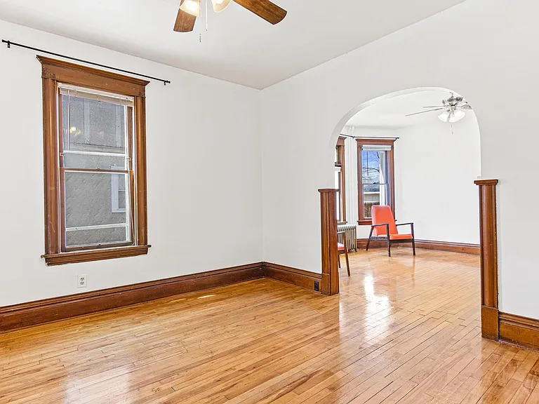 47 Lowry Ave NE #1 — Photo 6