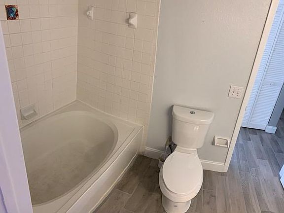 5th image of 1885 Palm Cove Boulevard #10-309