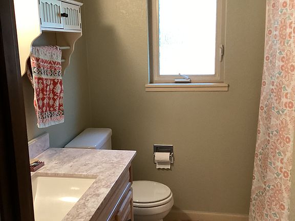 5th image of 1533 NE 7th St