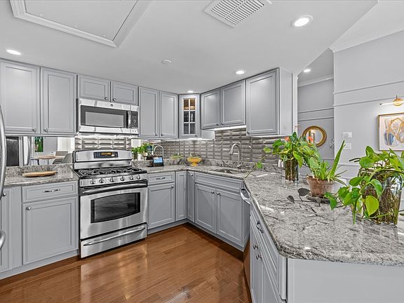 Modern Kitchen