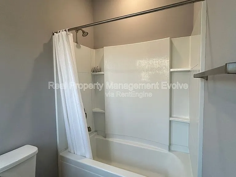 2244 W Laurie Ln — Photo 25