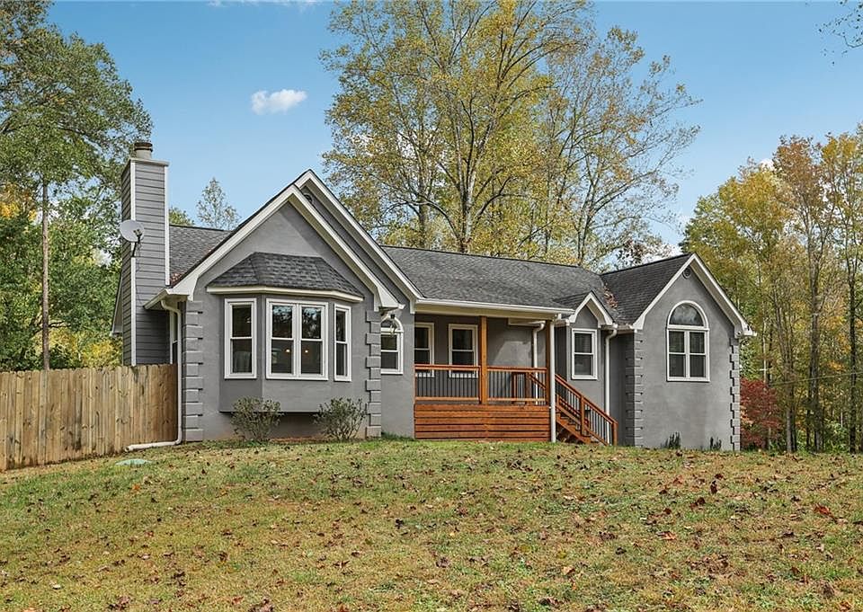 1st image of 210 Cherokee Springs Way