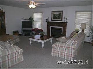 2nd image of 2151 Larkspur Dr