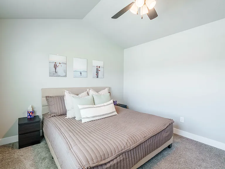 712 N Banner Dr — Photo 14