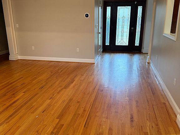 5th image of 252 Cedar Bluff Dr