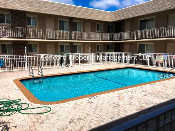 1727 Liberty St, Hollywood, FL