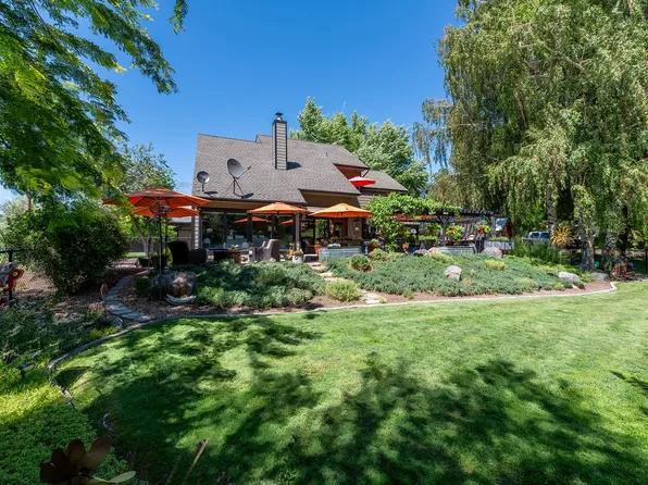 101 NE Marmot Ln, Prineville, OR 97754