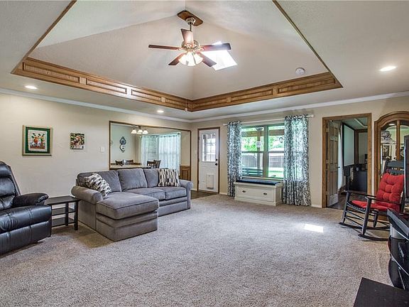 4th image of 8605 Kirk Ln