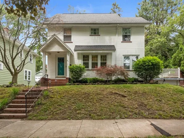 61 Fairfax Rd, Rochester, NY 14609