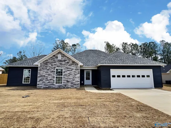314 Asher Dr, Rainbow City, AL 35906