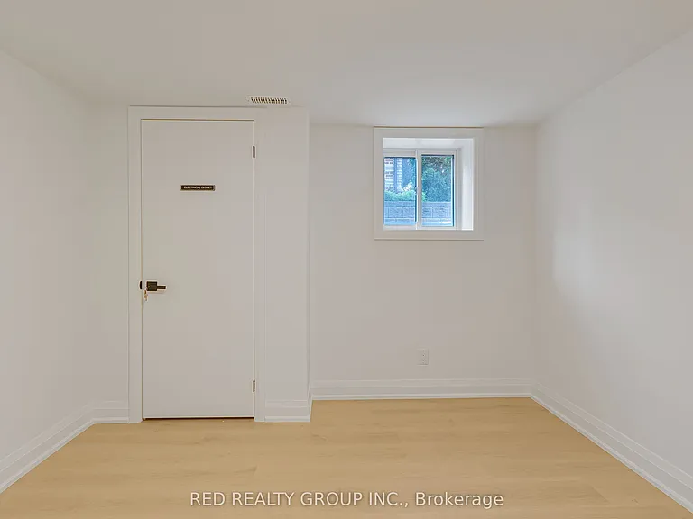 156 Richard Clark Dr — Photo 12