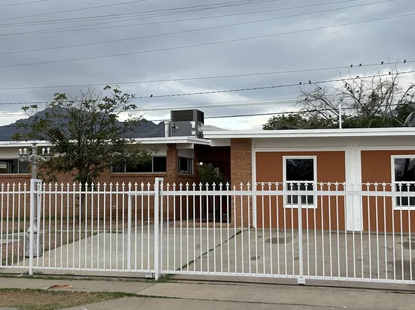 9825 Gschwind St, El Paso, TX 79924