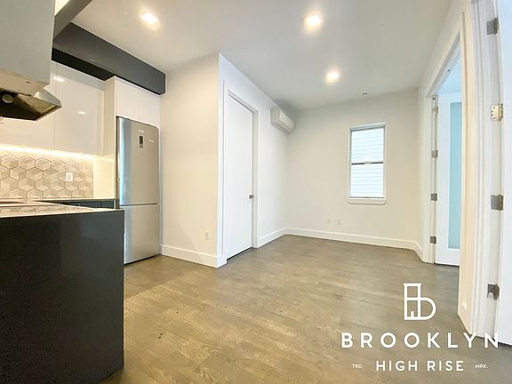 4th image of 2717 Snyder Ave #1D