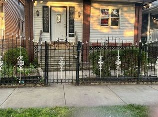 949 N Lawler Ave, Chicago, IL 60651