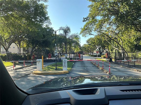 2nd image of 200 Ashbury Rd APT 203