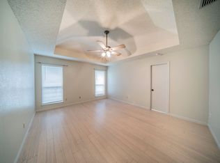116 Sunny Meadows Dr, Burleson, TX 76028