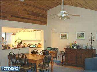 5th image of 37 Wildgeese Cir