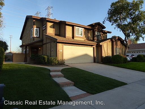 1st image of 25732 Lupita Dr