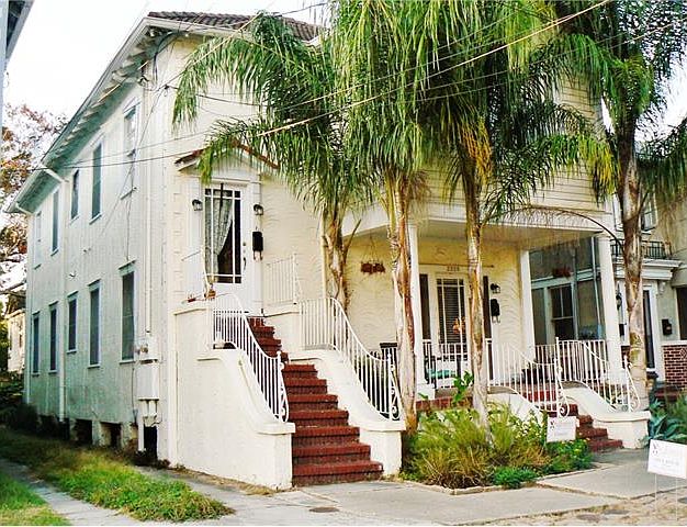 1st image of 2226 Pine St