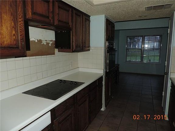 5th image of 423 Cumberland Ct