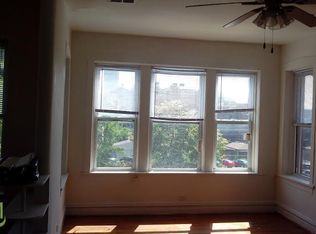 5024 N Winthrop Ave APT 02E, Chicago, IL 60640