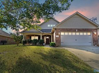 7322 Vidette Ln SE, Owens Cross Roads, AL 35763