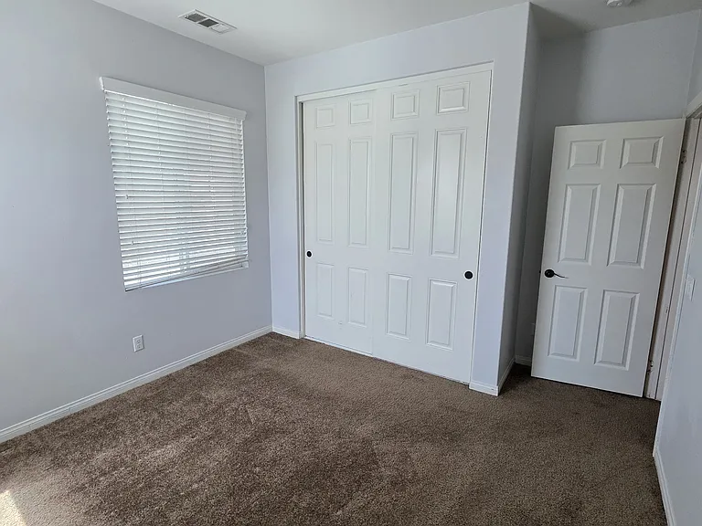 2915 E Via Terrano — Photo 19