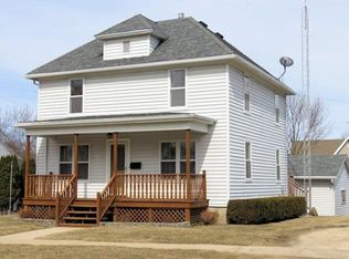 624 Dayton St, Mayville, WI 53050