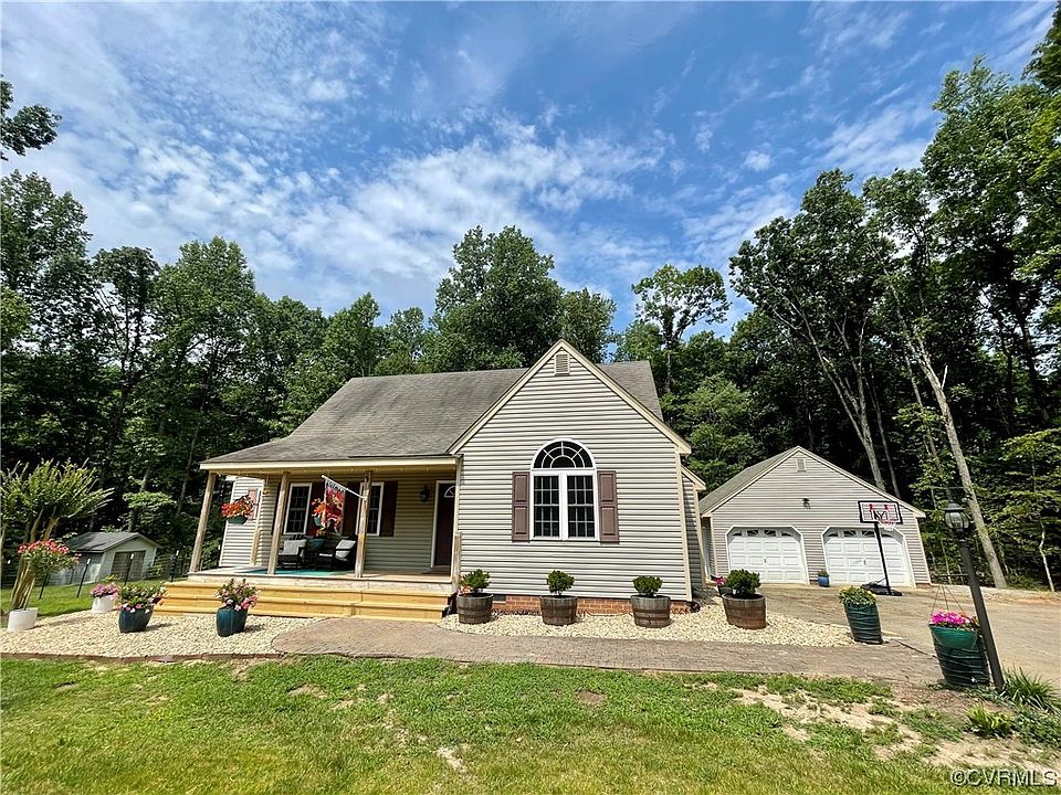 1st image of 1951 Autumn Oaks Ln