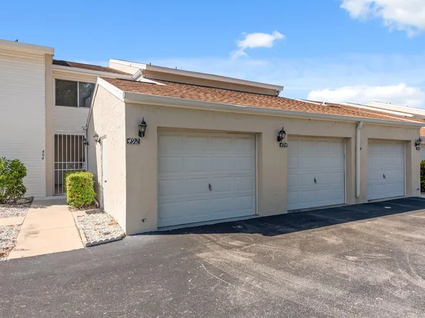 494 Bristle Cone Ln #48, Naples, FL 34113