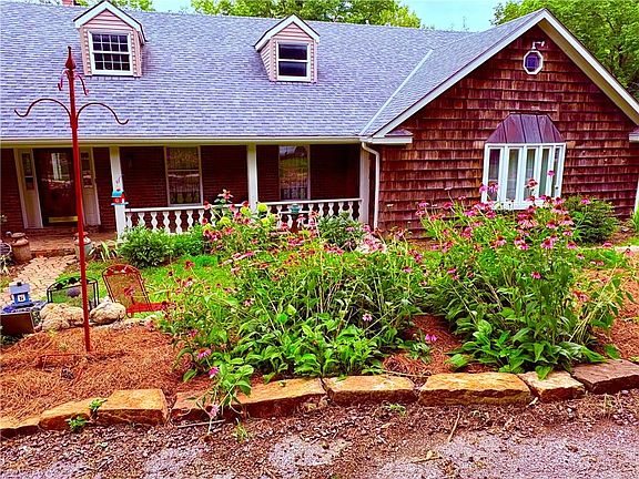 3rd image of 705 Quail Pl