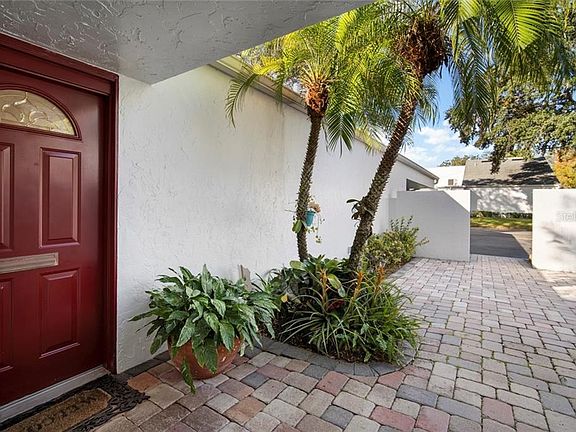 4th image of 4125 Northmeadow Cir #4125