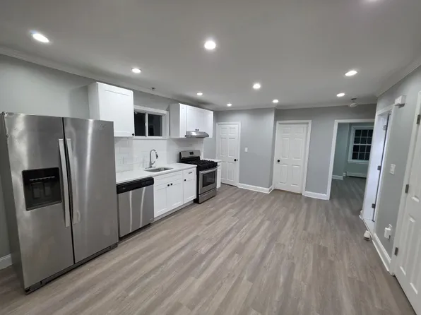 14 Stanley Ave #1, Taunton, MA 02780