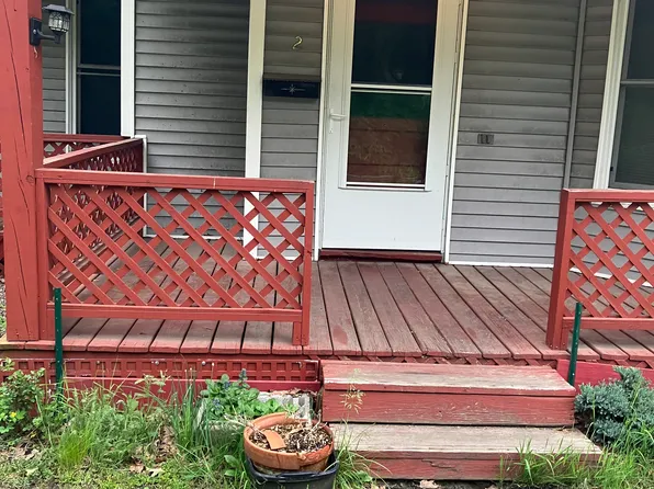 19 Elm St W #3, West Lebanon, NH 03784