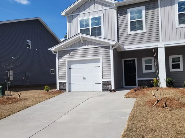 329 S Lake Ct, Lexington, SC