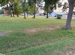 202 W 5th St, Moulton, IA 52572