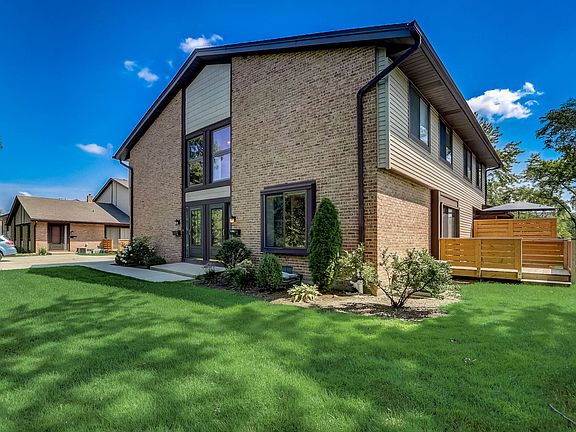 4th image of 8306 Portsmouth Dr #21