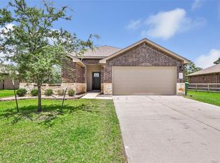 214 Kickapoo Dr, Anahuac, TX 77514